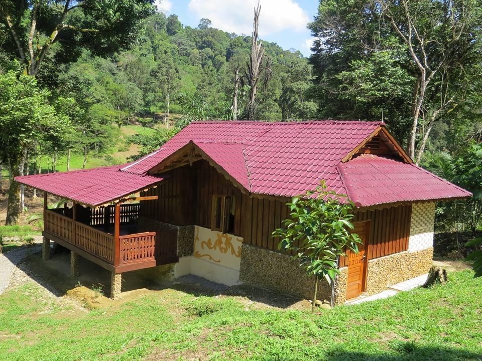 Batu Kapal Jungle Houses Ξενοδοχείο Berastagi Εξωτερικό φωτογραφία